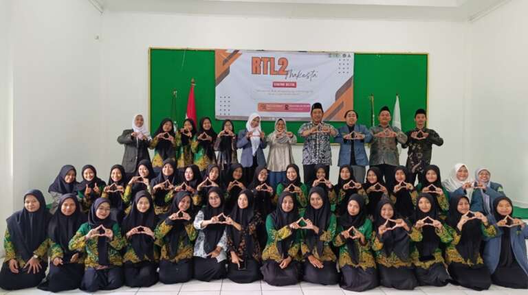 Kenalkan Pemanfaatan Teknologi AI Bagi Generasi Muda, IPNU-IPPNU IAINU Tuban Gelar Seminar Digital RTL 2 Makesta