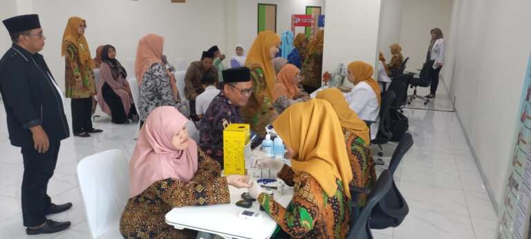 Ratusan Warga NU “Serbu” RSI Surabaya, Ada Apa?