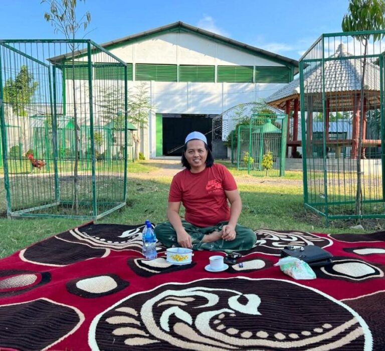 Gus Lilur, Si “Nelayan Gila” dari Situbondo yang Mau Cetak 1 Miliar Lobster