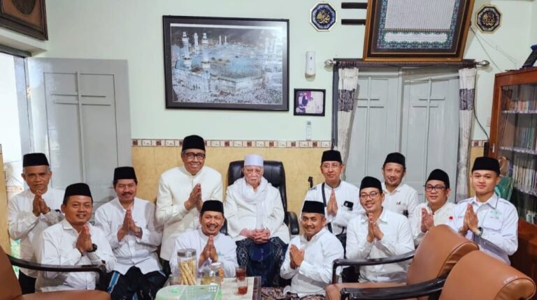 Lakukan Silaturrahim Syawalan ke Para Masyayich, PWNU Jatim Bahas Hal Ini