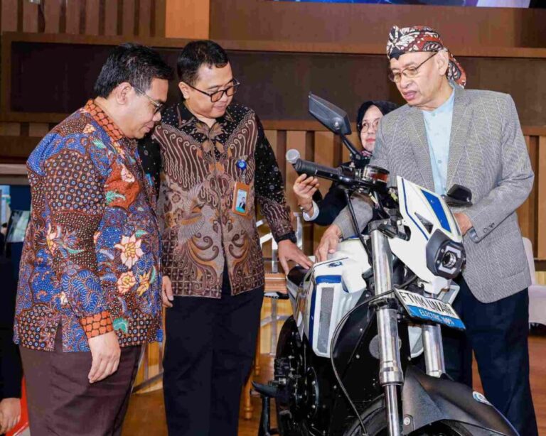 Unair dan HITEX 2025: Saat Kampus Menjawab Tantangan Teknologi Bangsa