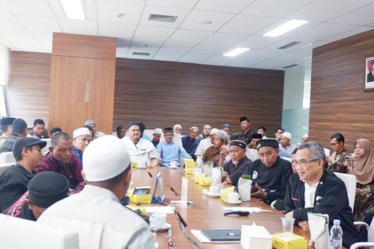 Pelindo Regional 1 Gelar Pelatihan Pemotongan Hewan Kurban, Tekankan Nilai Ibadah dan Profesionalisme