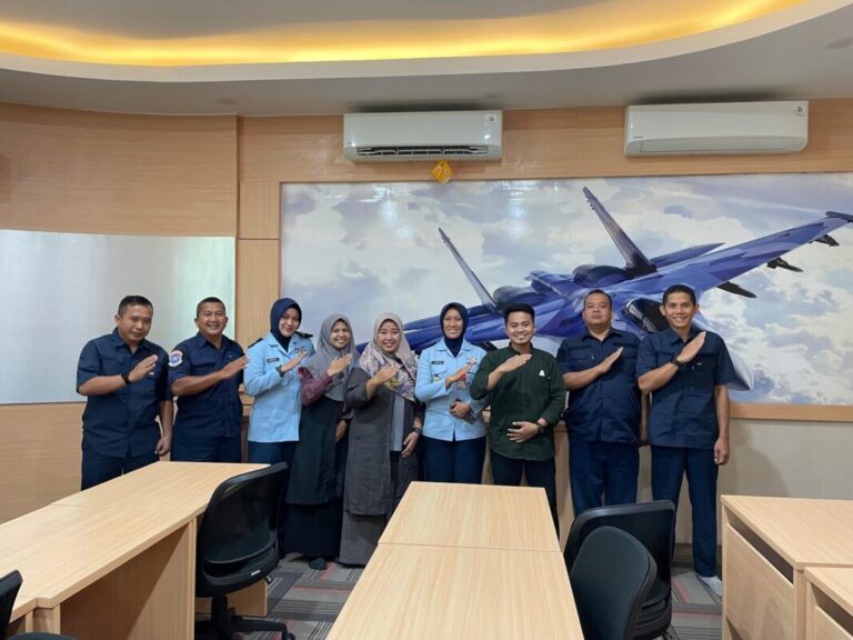 Kolaborasi Muhajirin Center Dan Wingdik 700/Hanud, Tanamkan Disiplin dan Jiwa Kebangsaan pada Guru