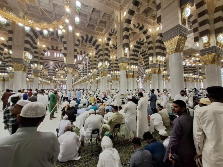 Masjid Nabawi: Daya Tarik Langit, Magnet Umat, dan Rumah Cinta Rasulullah SAW