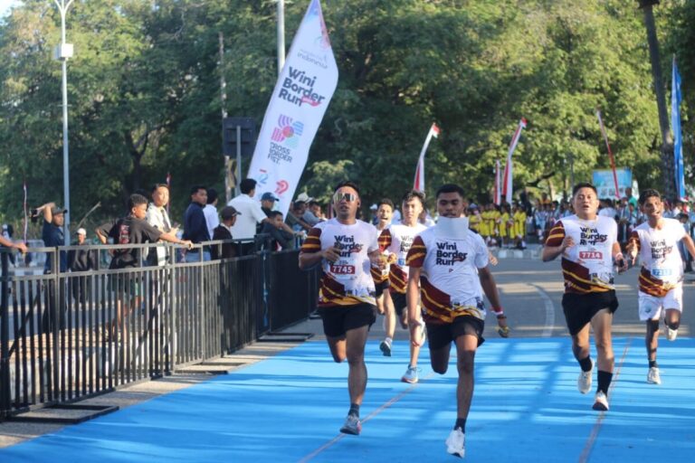 Satgas Pamtas Yonarhanud 15/DBY Meriahkan Wini Border Run, Jaga Harmoni Perbatasan