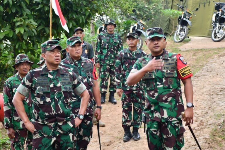Kasdam Terry dan Danrem Untoro Kompak Kebut TMMD Madiun Jelang Penutupan