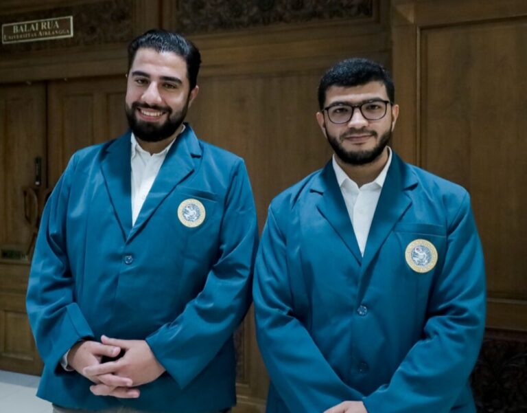 Dari Gaza yang Terluka ke Unair: Kisah Dua Dokter Muda Palestina Kuliah Spesialis Demi Bangsa