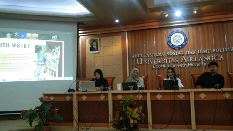 Bedah Buku Kolaborasi Unair-UNESCO, Dari Reog hingga Robot Angklung untuk Masa Depan Nusantara