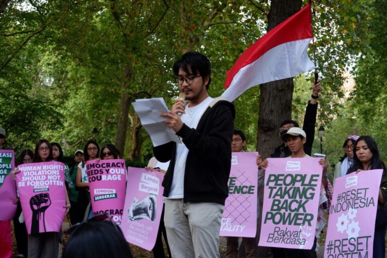 Diaspora Indonesia di London Turun ke Jalan, Kecam Brutalitas Aparat dan Krisis Ekonomi