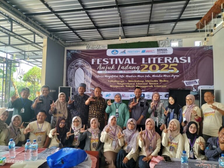 Kaum Muda NU Gerakkan Literasi, Festival Anjuk Ladang 2025 Jadi Magnet Pecinta Buku
