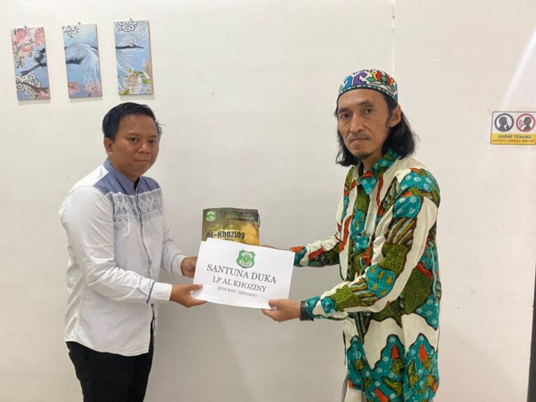 Air Mata Ikhlas di Al-Khoziny: Keluarga Santri Kembalikan Santunan, Hanya Ingin Ridho Kiai