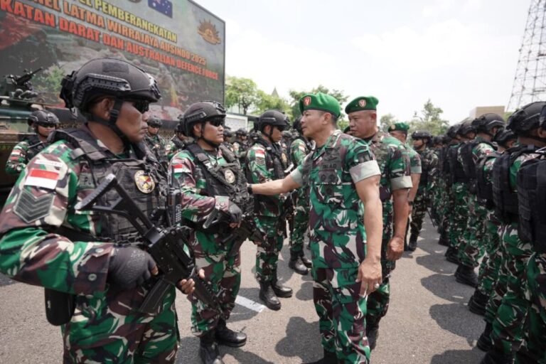 Kodam Brawijaya Lepas Prajurit Yonif 516 untuk Latihan Bersama Australia-Indonesia 2025