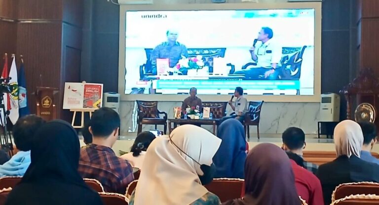 Wah! 600 Mahasiswa Unindra Padati Seminar Jurnalistik Era AI, Bahas Masa Depan Bahasa!