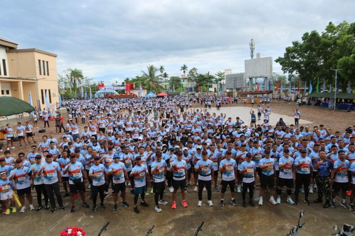 Ribuan Pelari Tumpah Ruah di Trisula Heroes Run 2025, Semangat Kepahlawanan