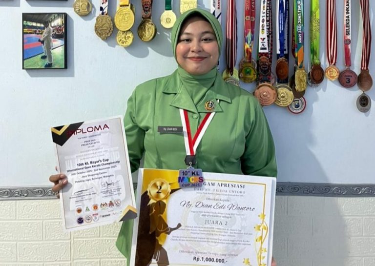Dari Asrama Yonif 511 ke Panggung Dunia: Kisah Perjuangan Dian, Istri Prajurit yang Harumkan Indonesia Lewat Karate