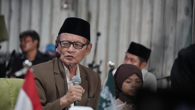 D Zawawi Imron: Resolusi Jihad Adalah Nafas yang Menghidupkan Hari Pahlawan!