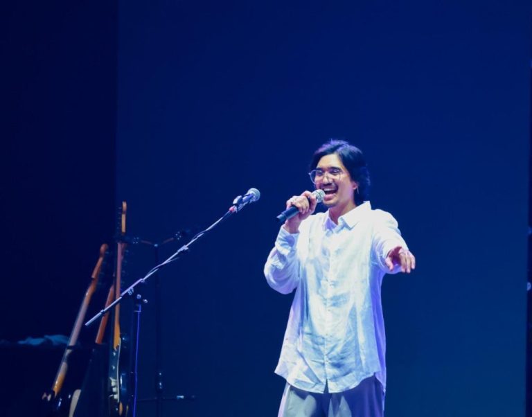 Di Bawah Nada Sheila On 7, Dokter di Surabaya Menyuarakan Empati untuk Negeri