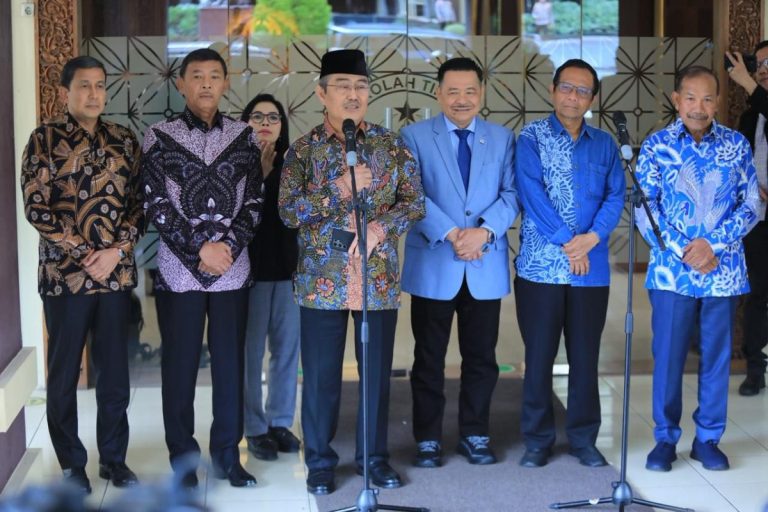 Jimly Terkejut Perpol Penempatan Polisi Aktif di Kementerian Terbit Tanpa Pelibatan Komisi Reformasi