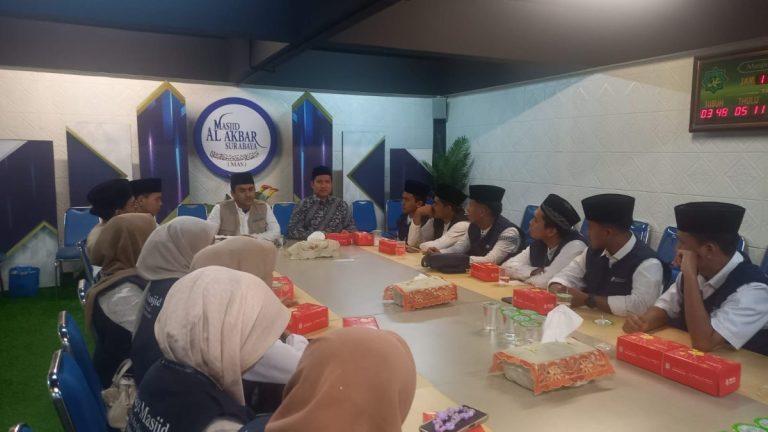 Remaja Masjid Pamekasan Belajar Mengelola Dakwah Kreatif di Masjid Al-Akbar