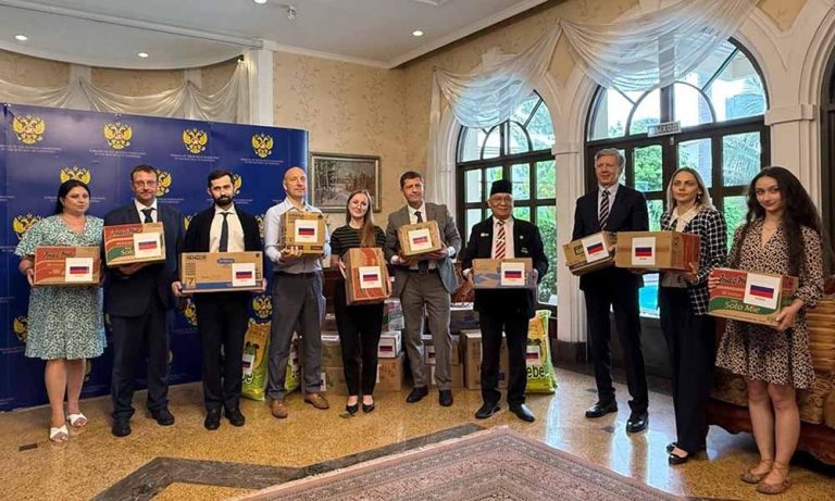 Spasibo dari Moskow, Rusia Salurkan Bantuan Kemanusiaan Untuk Korban Banjir Sumatera melalui PPWI dan PDKN