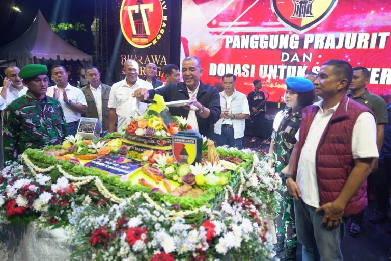 Kodam V/Brawijaya Kumpulkan Donasi Rp 1,5 Miliar untuk Korban Banjir Bandang Sumatera