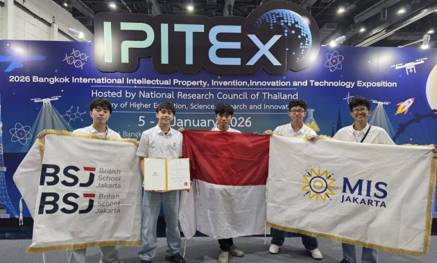 Pelajar Indonesia Raih Emas di IPITEx 2026 Bangkok lewat Inovasi Pemantau Tanah Berbasis AI