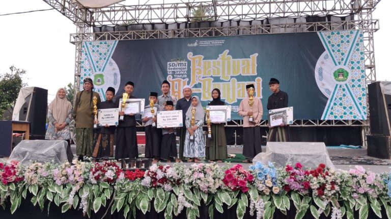 Menanamkan Cinta Nabi Sejak Dini lewat Festival Banjari Se-Jawa Timur