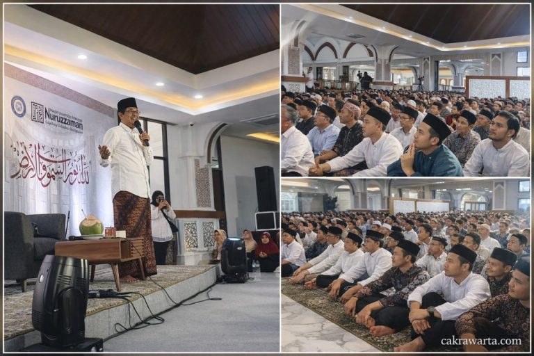 “Jangan Salah Paham Soal Jihad,” Pesan KH Anwar Zahid di Masjid UNAIR