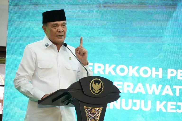 Di Forum Pergunu dan JKSN, Menko Polkam Tegaskan Peran Strategis Guru bagi Masa Depan Bangsa