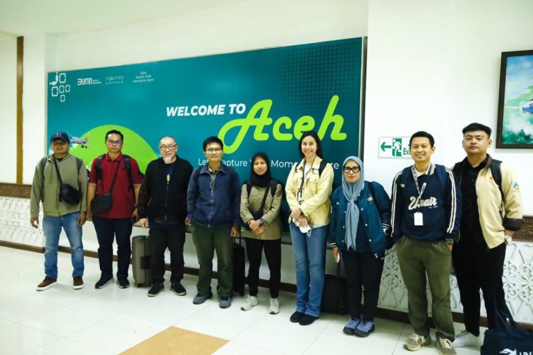 UNAIR Dampingi dan Beri Modal Usaha Korban Banjir dan Longsor di Aceh, Dorong Pemulihan Ekonomi Warga