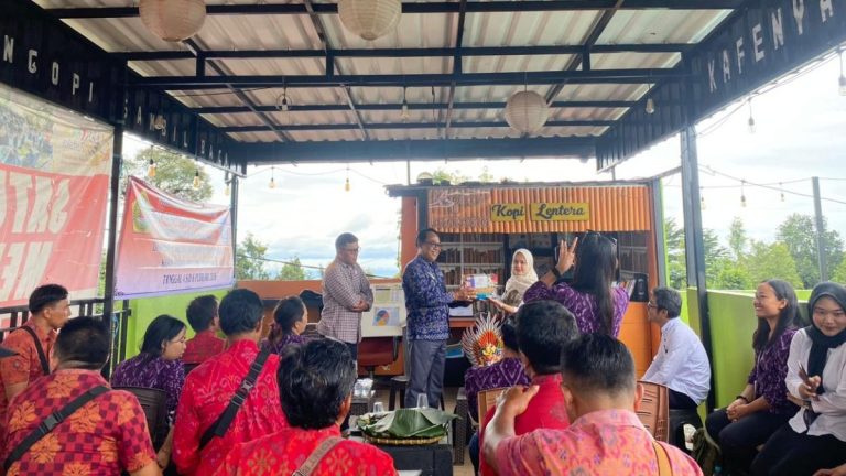 Jauh dari Bali, Aparatur Desa Kedisan Belajar Literasi ke Kaki Gunung Salak