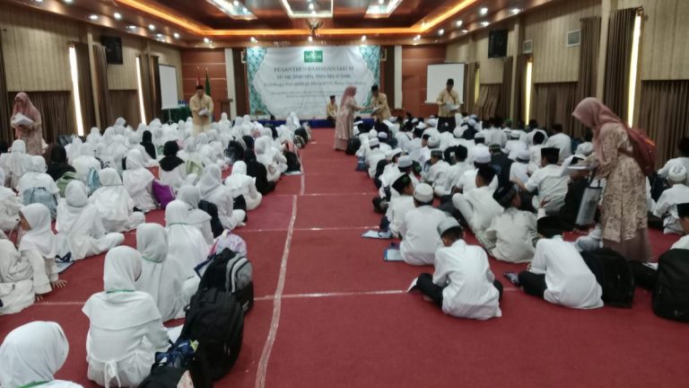 Dari Asrama Haji, 400 Siswa Ma’arif Surabaya Ditempa Jadi Generasi Moderat