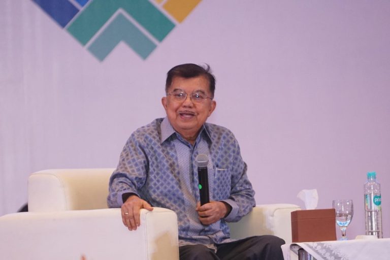 Jusuf Kalla: Stabilitas Ekonomi Menentukan Daya Saing Pendidikan Tinggi