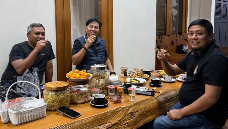 Ekspansi Regional, Gus Lilur Siap Perkuat Jalur Legal Ekspor Rokok Madura