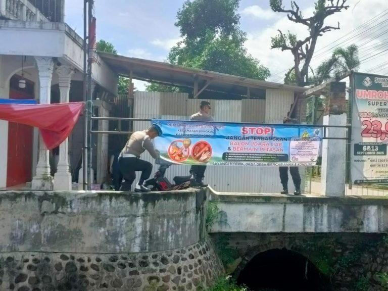 Cegah Ledakan Petasan dan Balon Udara Liar, Polisi dan Pemdes di Ponorogo Gencarkan Sosialisasi