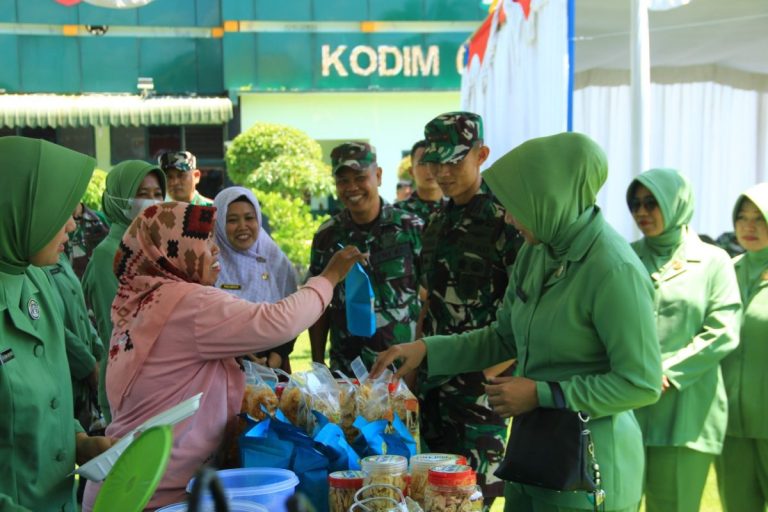 Kodim Sragen Gelar Bazar Ramadhan, Warga Berburu Sembako Murah