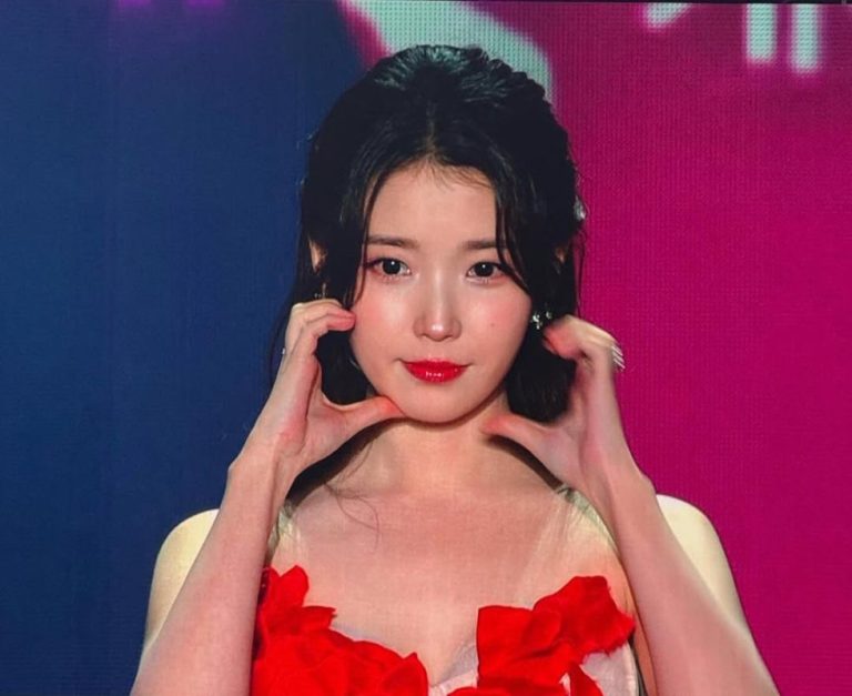 IU Siap Comeback Agustus, Album Baru dan Konser Solo Menyusul
