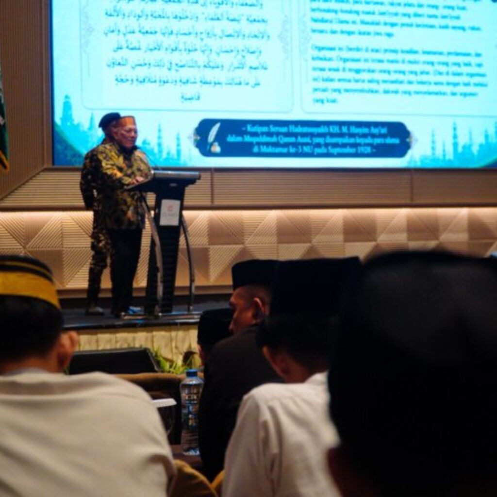 Di Makassar, Gus Kikin Serukan Qanun Asasi sebagai Kompas NU Memasuki Abad Kedua