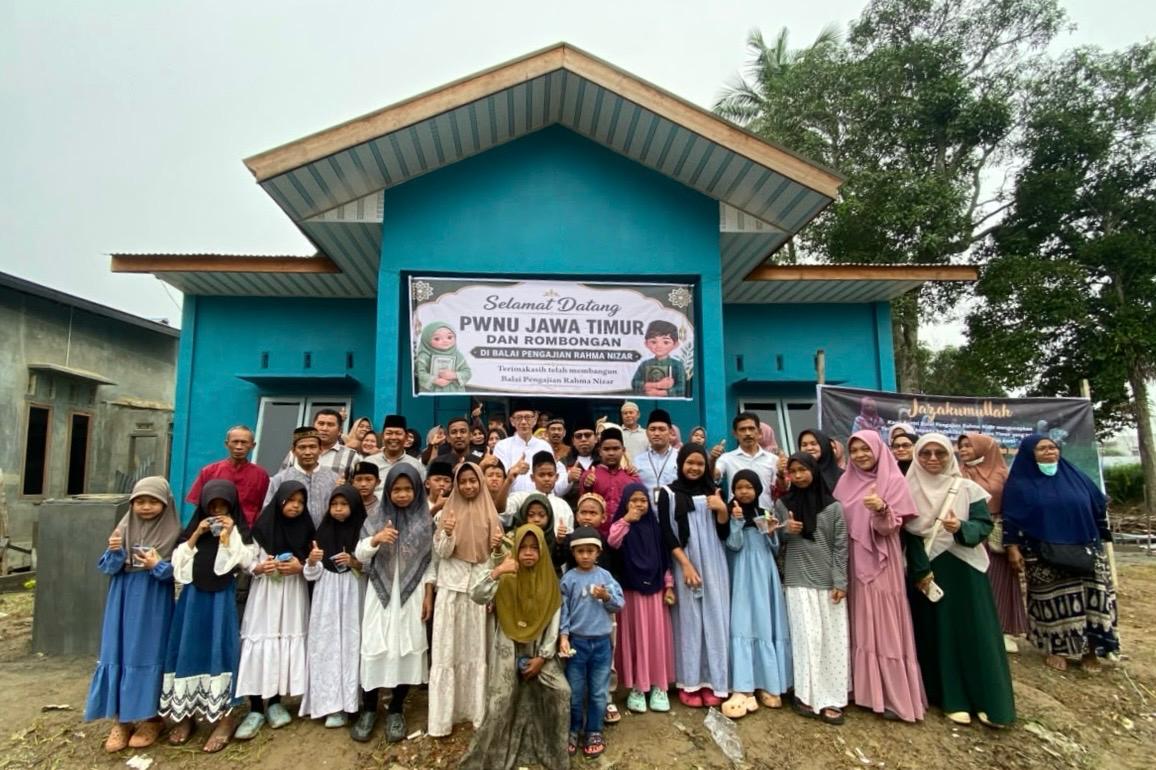 PWNU-LazisNU Jatim Pulihkan Tujuh Fasilitas Keagamaan di Aceh, Warga Sampaikan Terima Kasih
